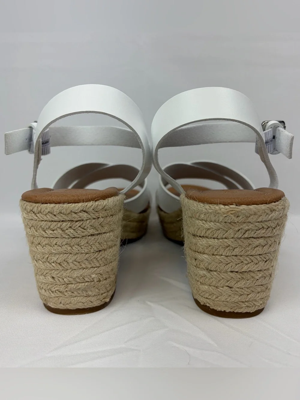*NEW* Cushionaire Robbie Espadrilles Heeled Sandals Size 8.5 White